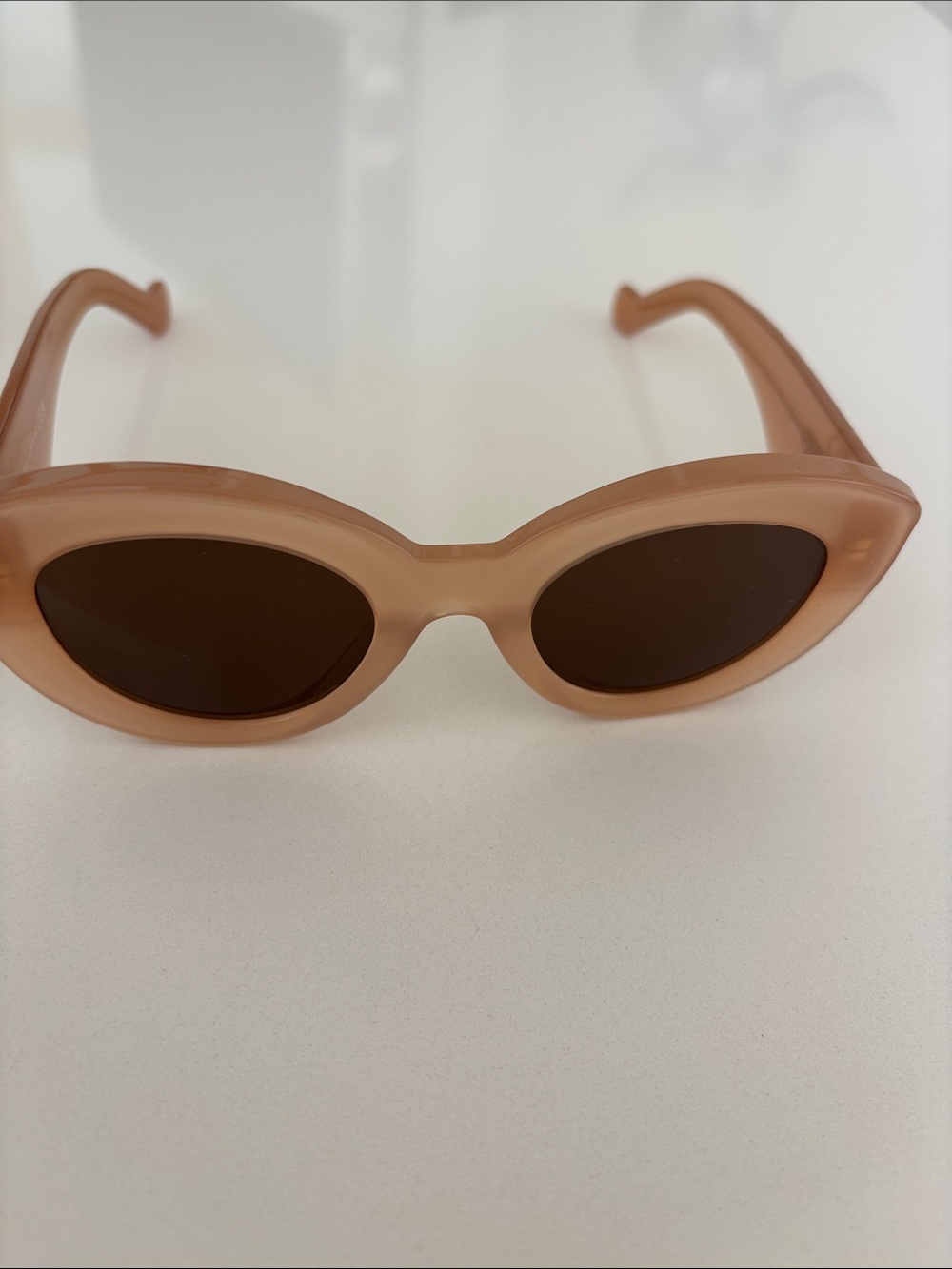 Loewe Beige Cat-Eye Sunglasses with Brown Lenses - Picture 4 of 4